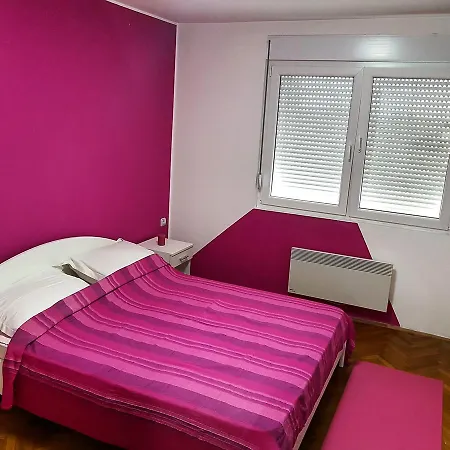 Centar Deluxe Διαμέρισμα Σμεντέρεβο