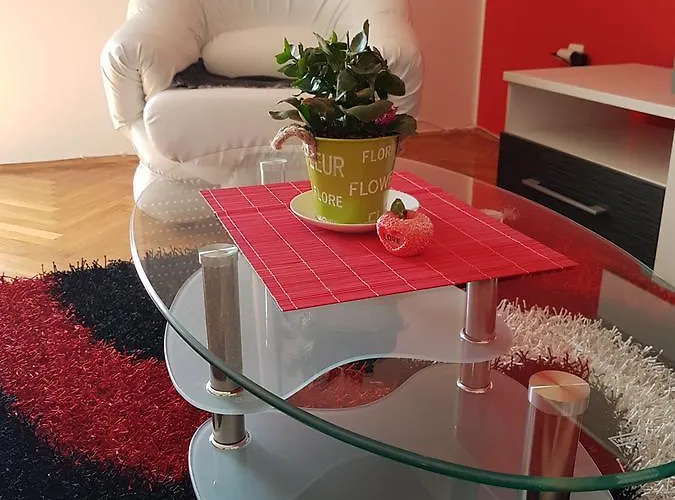 Centar Deluxe 스메데레보