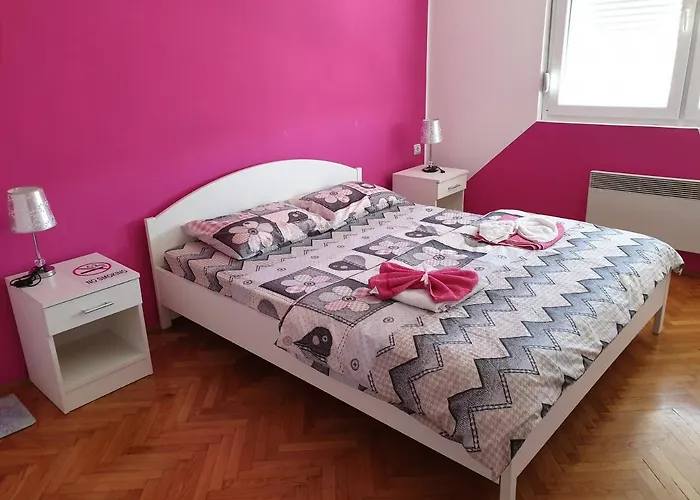 아파트 Centar Deluxe 스메데레보